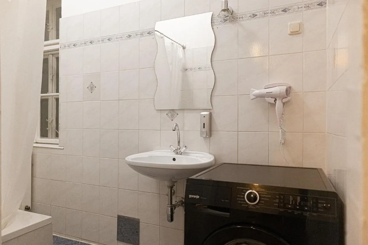 Apartamento Beautiful 1Br Apt. Vienna Akh - Ideal For Longstay